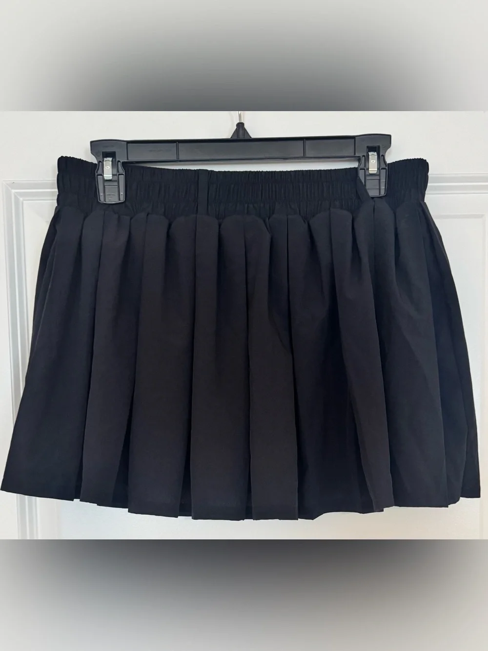 Alo Black Rally Tennis Skirt/ Size Medium